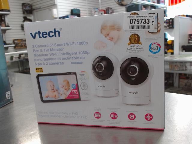 New in box baby moniter 2 camera wifi