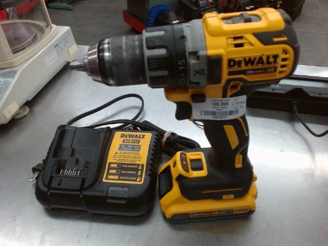 Perceuse dewalt + batterie et chargeur