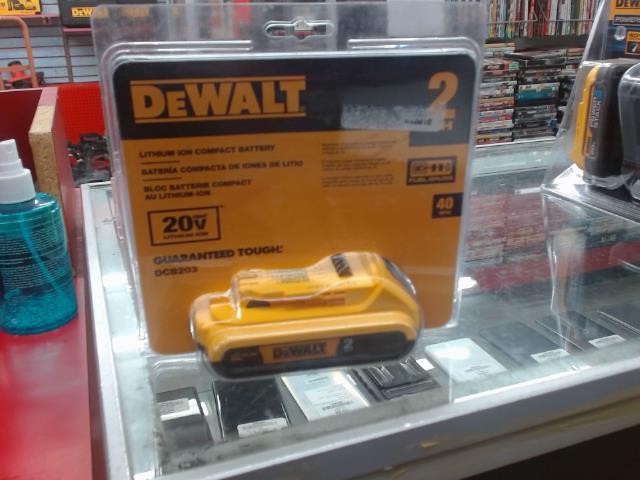 Batterie dewalt 2ah