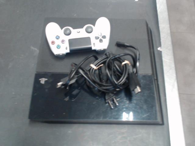 Ps4 fat + manette blance