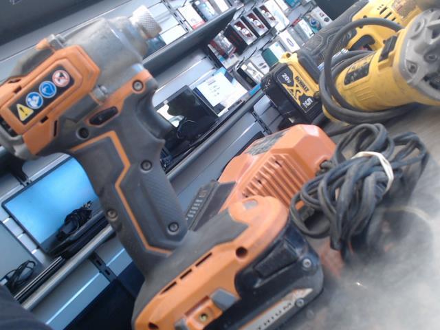 Drill + batterie + chargeur