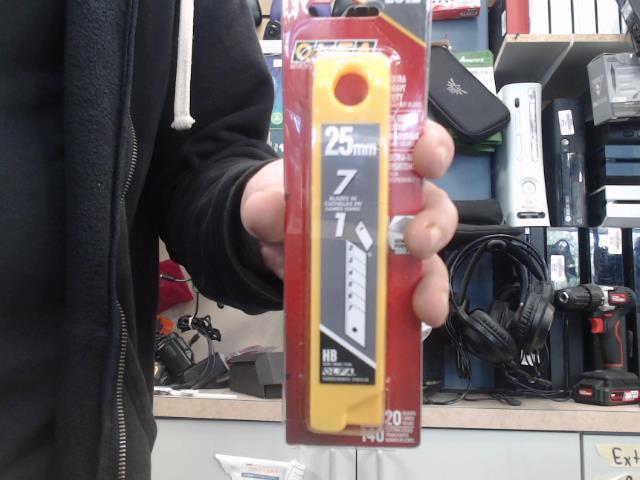 Snap off blades