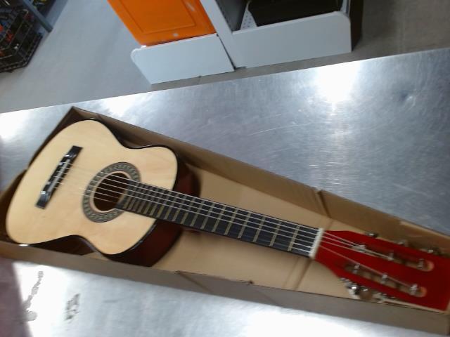 Guitare accous. 30