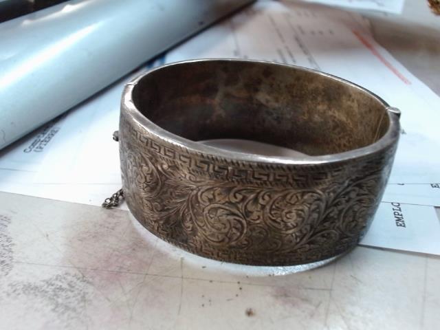 Bracelet en silver motif pok