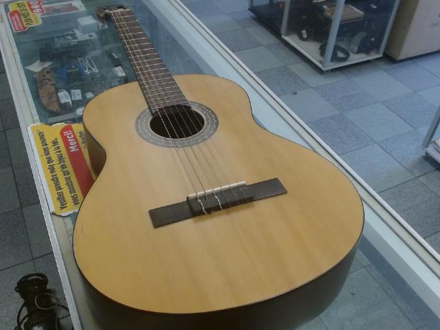 Guitarre clasique hawthone