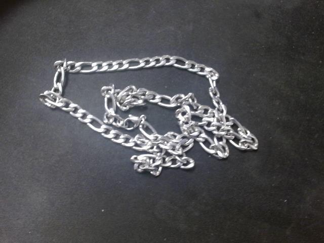Chaine en argent with links