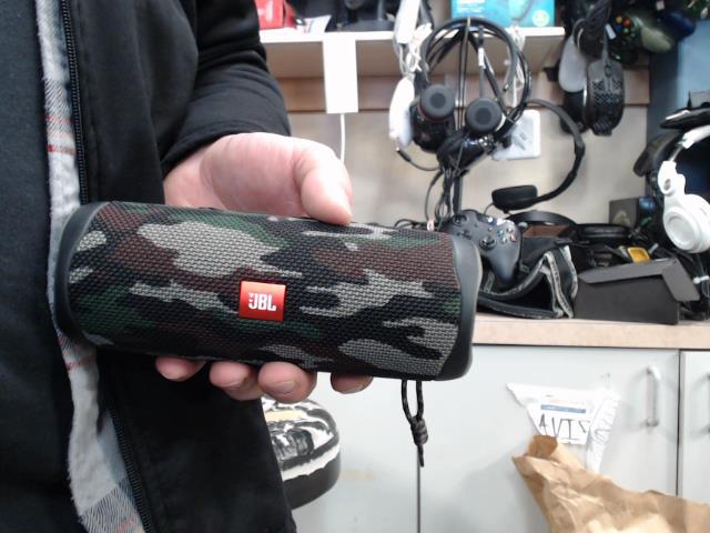 Speaker bluetooth