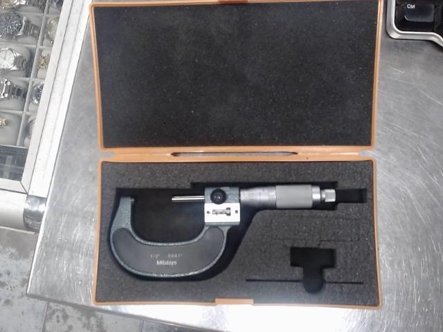 Micromtre ds son case