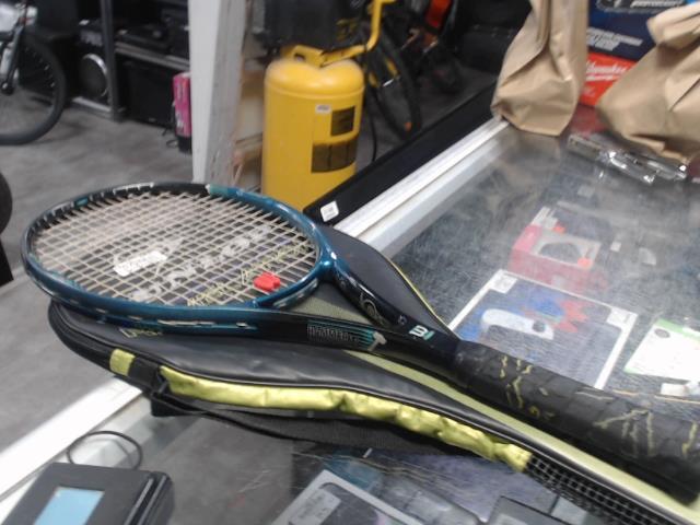 Racket bleu dans case dunlop