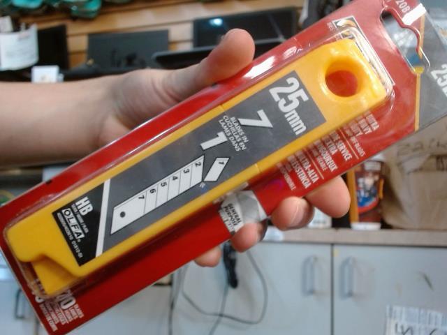 Cutting blades