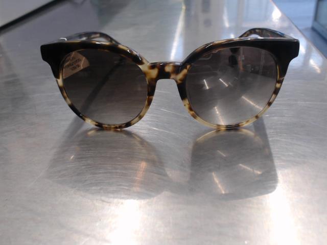 Leopard motif sunglasses