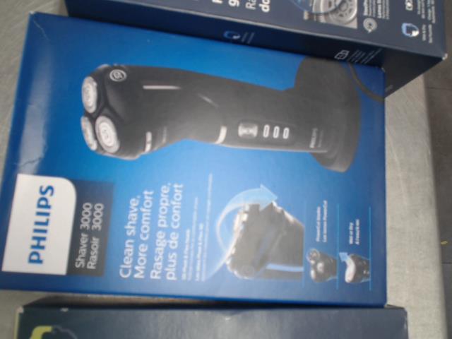 Clean shave in box