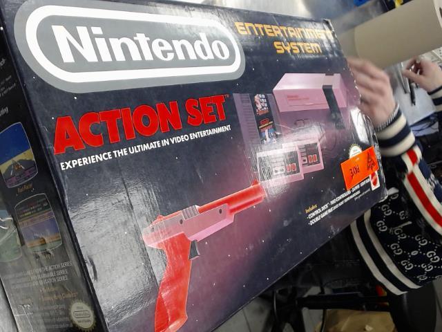 Nintendo action set nes cib