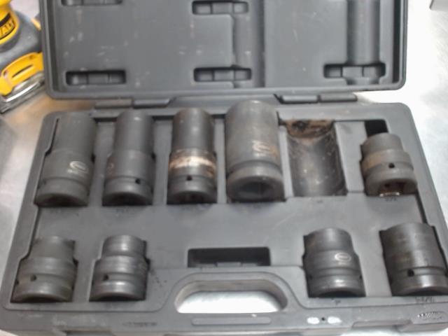 Socket set