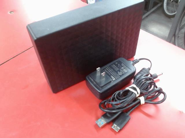 Disque dur externe 2tb + power supply