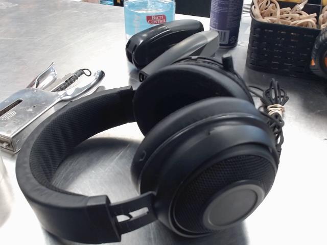 Ecouteur razer noir a fils