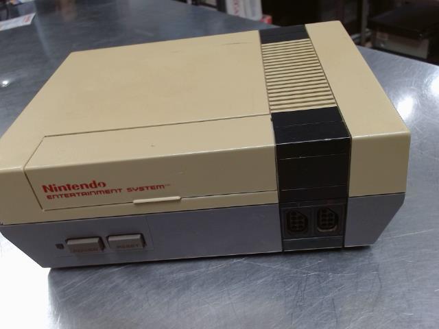 Nintendo 8bit  av 2x man et fil