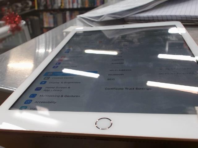 Ipad 6th gen 32gb