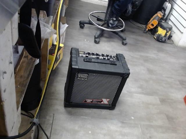 Ampli de guitare noire