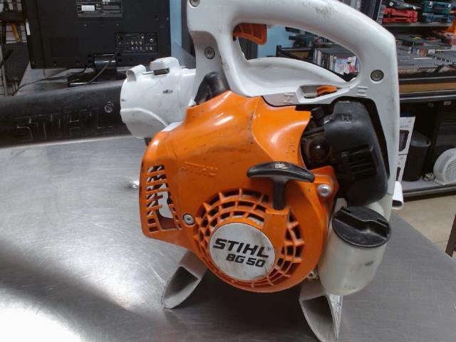 Soufleur a feuille stihl