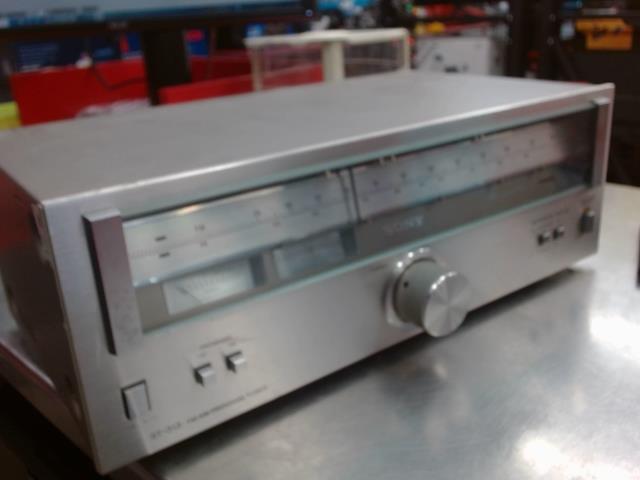 Vintage sony fm-am program tuner