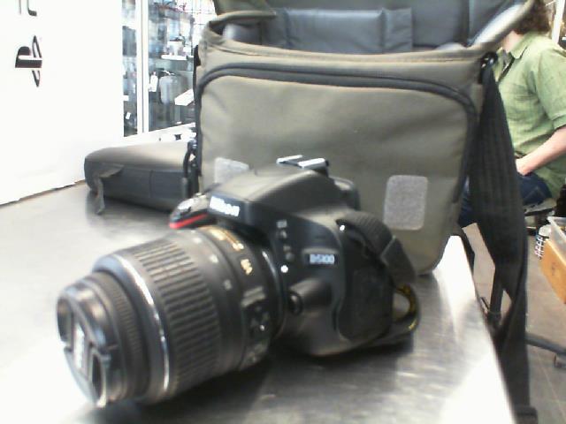 D5100 avec lens 18-55mm nikon dx