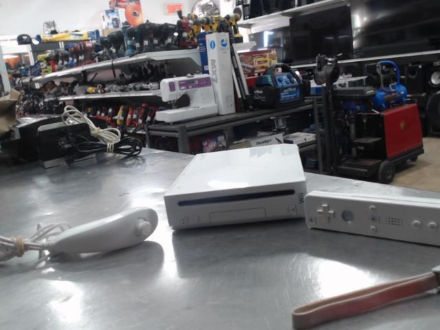 Console wii+1manette+1nunchuck