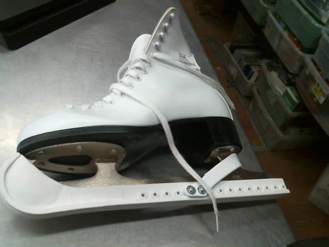 Patin artistique blanc (8)