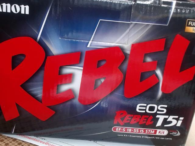 Camera eos rebel t5i