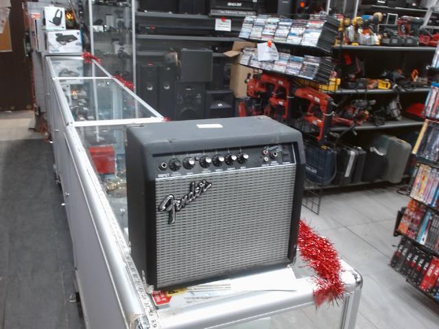 Amplificateur de guitar electriqu fender