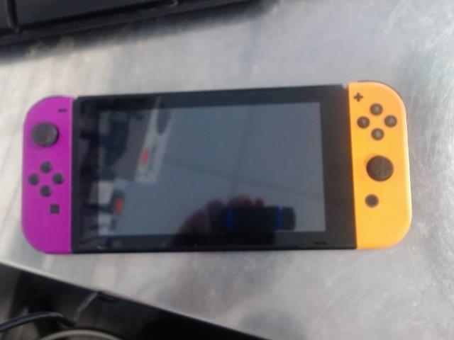 Nintendo switch abime (xaw1010818....)