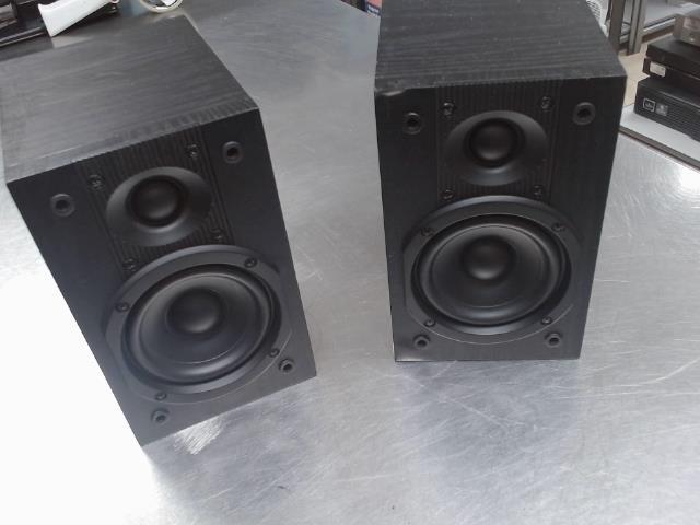 2 speaker jbl