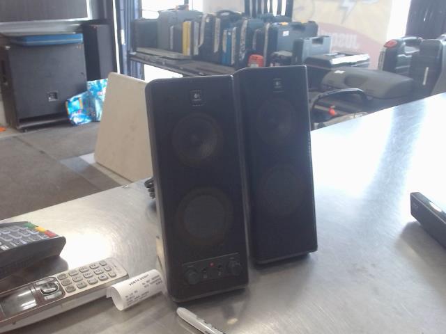 2 speaker logitech