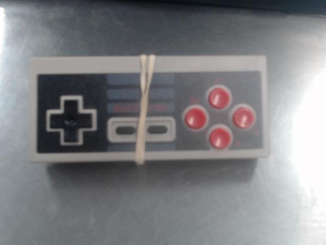 Nes controllwe wireless for wii / gc