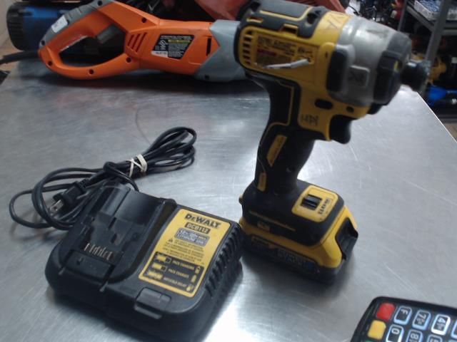 Impact dewalt + batt 1.7ah+charg