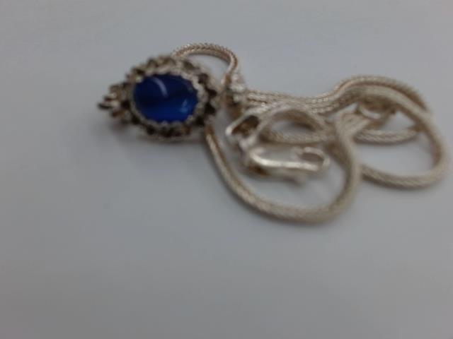 Bracelet en argent avec pierre bleu 6.4g
