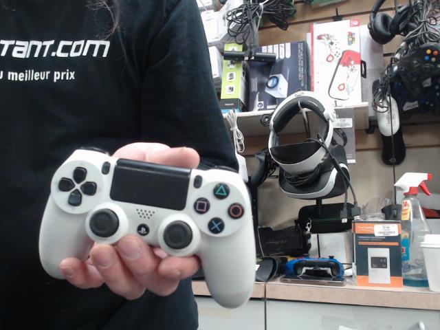 Manette ps4 blanche