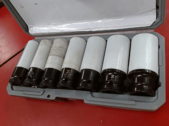 Kit de 7 douilles impact prise 1/2''