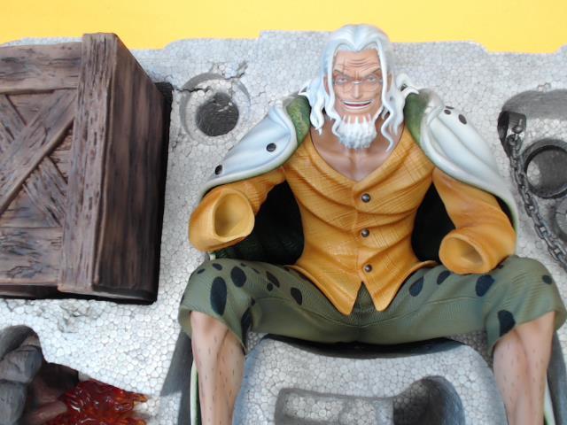 Rayleigh resin figurine 16mm in box