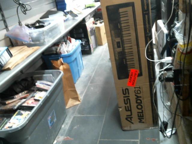 Clavier in box like new
