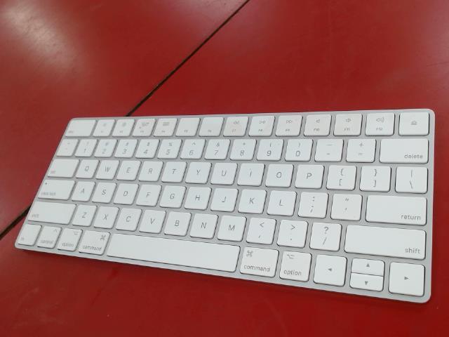 Clavier apple blanche