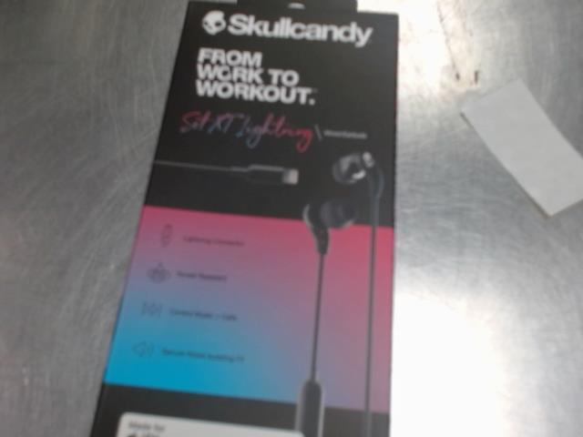 Earbuds wired skullcandy neuf