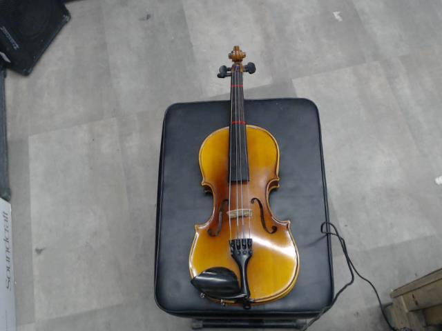 Antonius stradivarius cremonenfis violon