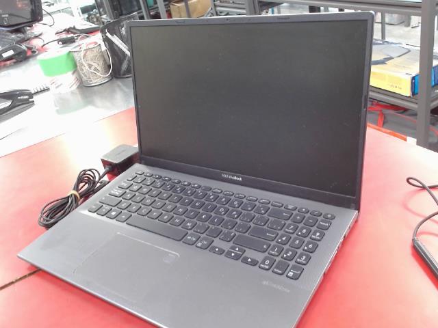 Laptop 8goram+i3(10th)+1tb+char.