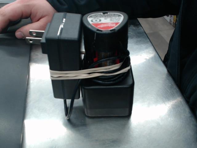 Chargeur m12 avec batterie