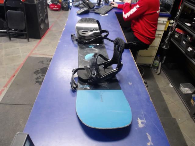 Snowboard 145cm + fixes ride