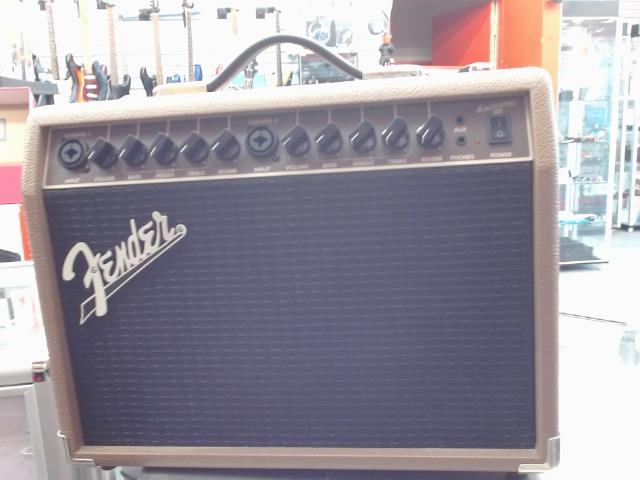 Fender acpistasonic 40