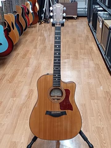 Guitare acoustique taylor+strap+case