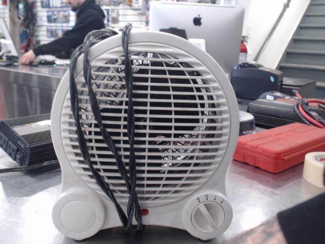 Ventilateur a air chaud
