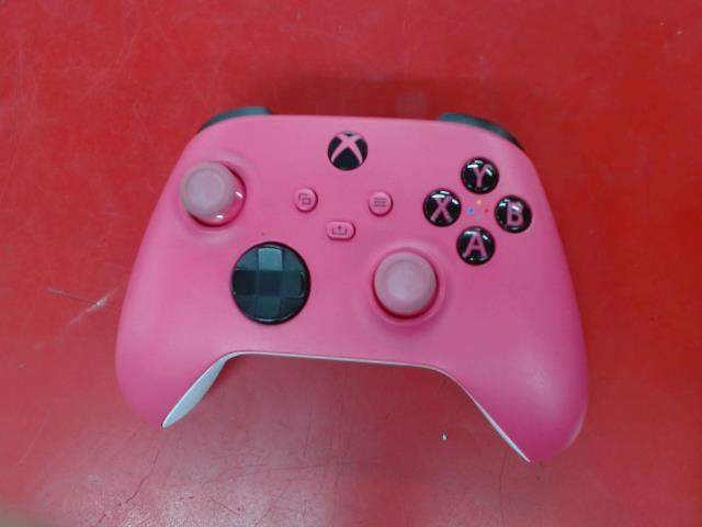Manette xbox one rose
